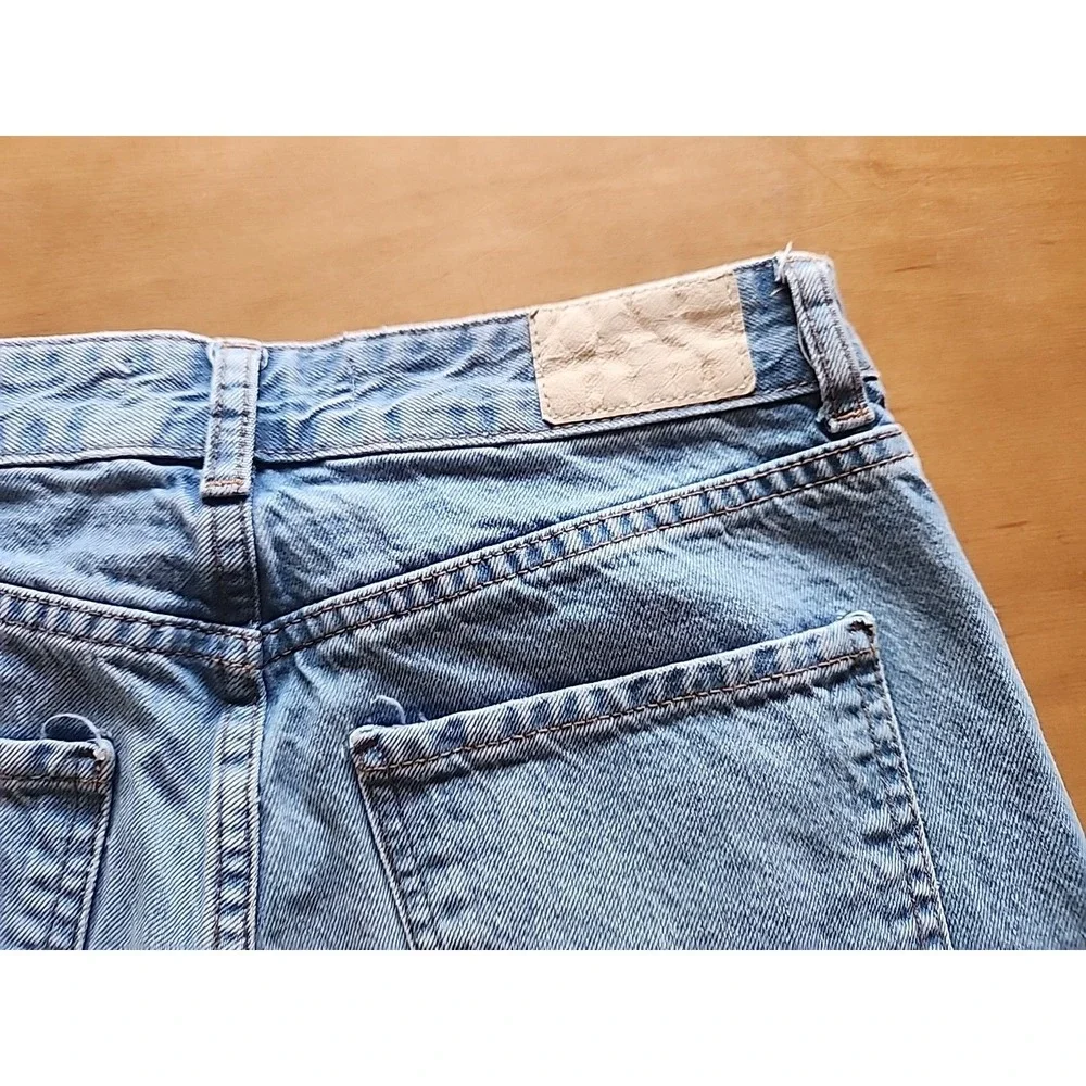 Zara these button
